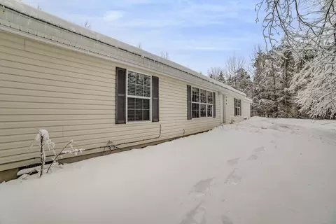 326 W Baker, Hope, MI 48628 photo 28