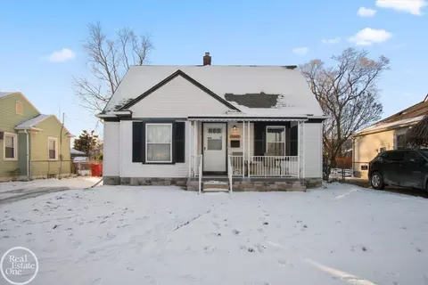 28087 Oneil, Roseville, MI 48066
