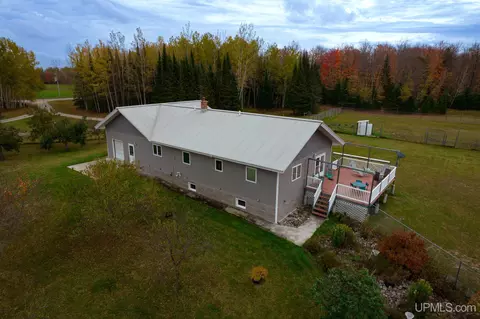 10607 I, Cornell, MI 49818 photo 7