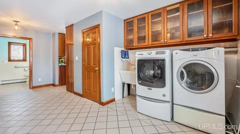 10607 I, Cornell, MI 49818 photo 45
