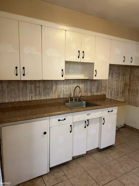 3837 Ivanhoe, Flint, MI 48506 photo 8