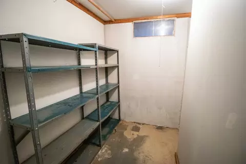 938 State, Fenton, MI 48430 photo 32