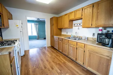 938 State, Fenton, MI 48430 photo 8