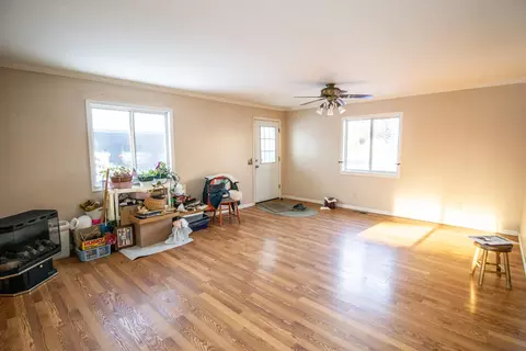 938 State, Fenton, MI 48430 photo 11