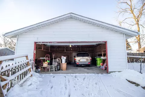 938 State, Fenton, MI 48430 photo 38