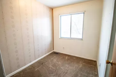 938 State, Fenton, MI 48430 photo 17