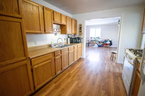 938 State, Fenton, MI 48430 photo 6