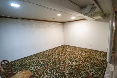 938 State, Fenton, MI 48430 photo 23