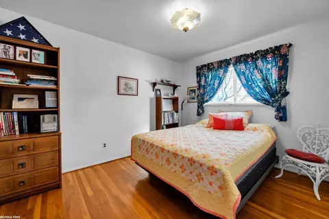 31329 Pinto, Warren, MI 48093 photo 11