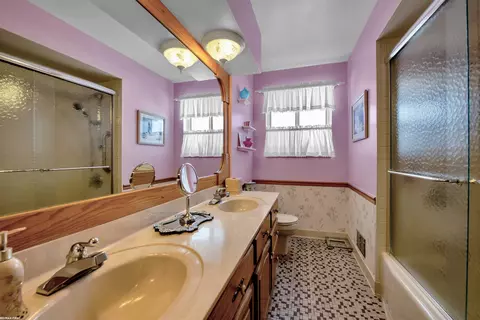 31329 Pinto, Warren, MI 48093 photo 13