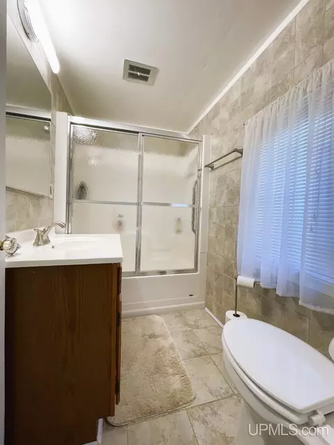 207 N Front, L'anse, MI 49946 photo 31