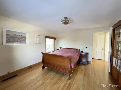 207 N Front, L'anse, MI 49946 photo 24