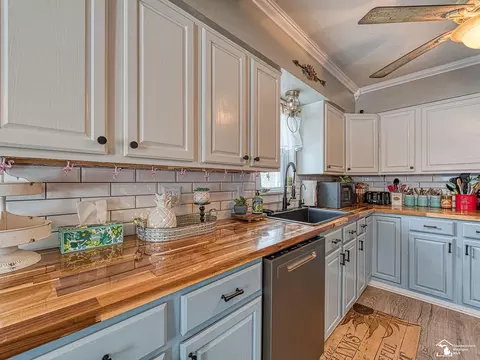 3193 W Temperance, Temperance, MI 48182 photo 4