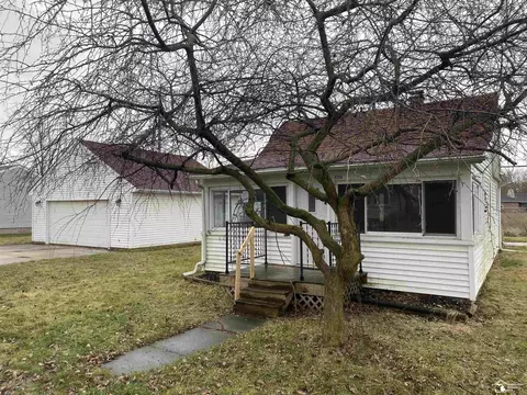 3254 Erie Shr, Monroe, MI 48162