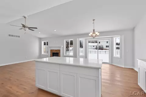 Kitchen - 816 Derby, Tecumseh, MI 49286 photo 6 of 6