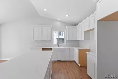 Kitchen - 816 Derby, Tecumseh, MI 49286 photo 5 of 6