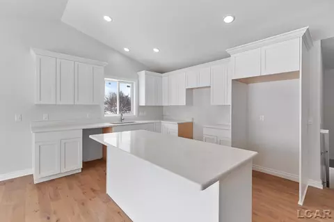Kitchen - 816 Derby, Tecumseh, MI 49286 photo 3 of 6