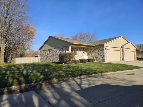 41745 Berly, Clinton Township, MI 48038