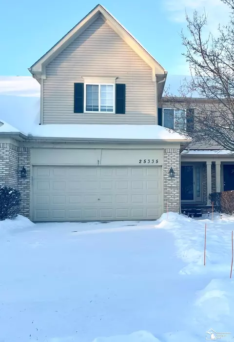 25335 Petros, Flat Rock, MI 48134