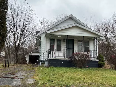 1235 Pinehurst, Flint, MI 48507