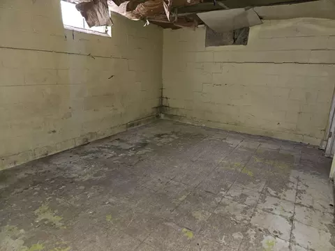 2428 Miller, Flint, MI 48503 photo 16