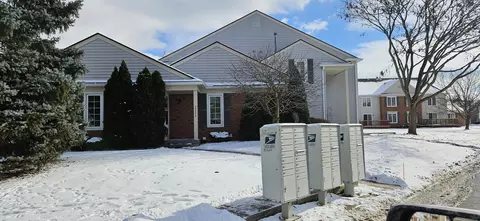 37470 Stonegate, Clinton Township, MI 48036