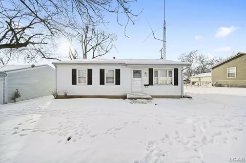 348 May, Adrian, MI 49221