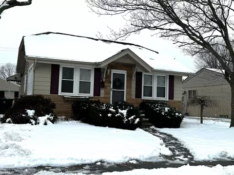 29851 Ruthdale, Roseville, MI 48066