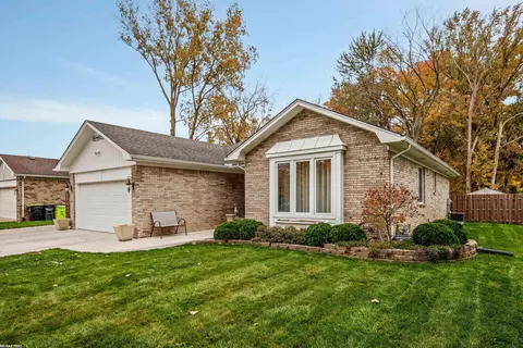 31305 Louise, New Baltimore, MI 48047