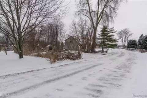 0 Shoreline, Harrison Township, MI 48045