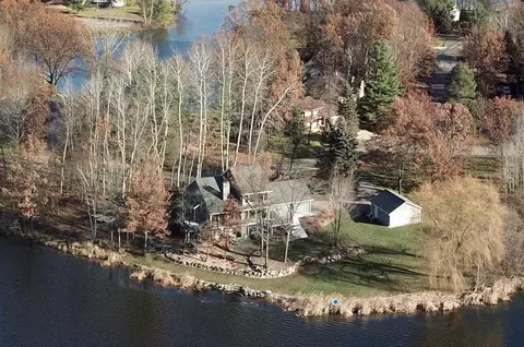 4669 Queens, Gladwin, MI 48624 photo 1