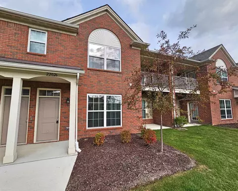 22026 Andover, Macomb, MI 48042