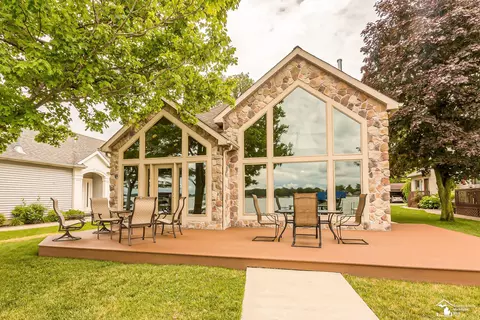 700 Wayne Bch, Coldwater, MI 49036