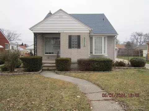 21713 Woodbridge, Saint Clair Shores, MI 48080