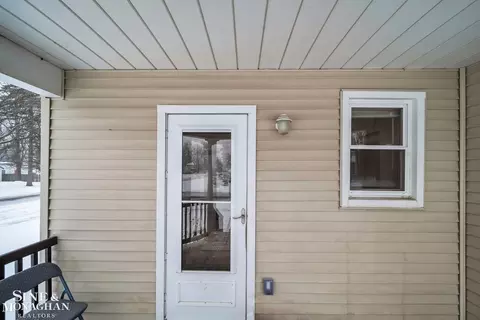 94 Jefferson St, Sandusky, MI 48471 photo 5