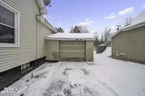 94 Jefferson St, Sandusky, MI 48471 photo 40