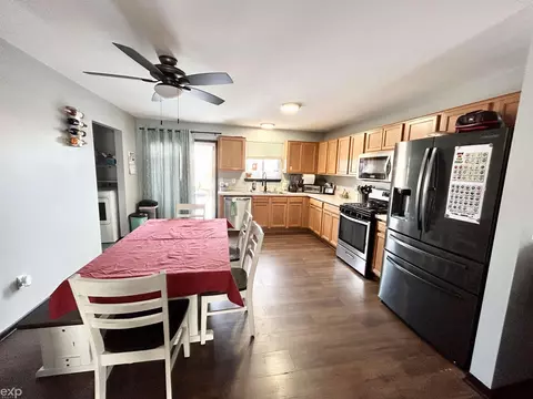 21848 Curie, Warren, MI 48091 photo 4