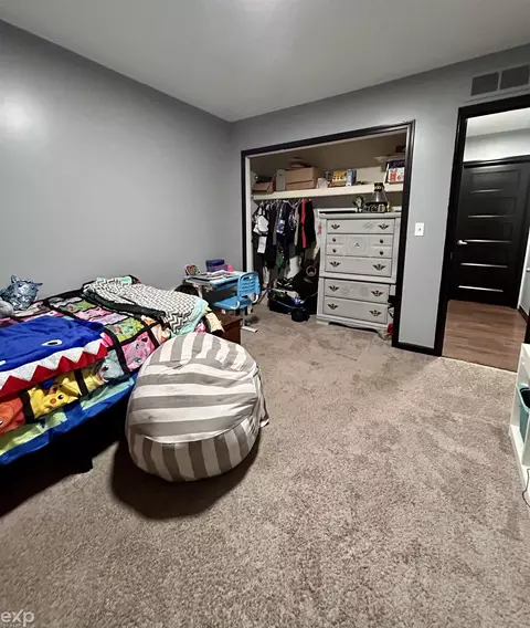 21848 Curie, Warren, MI 48091 photo 10