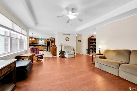 24174 Meadows, Flat Rock, MI 48134 photo 6