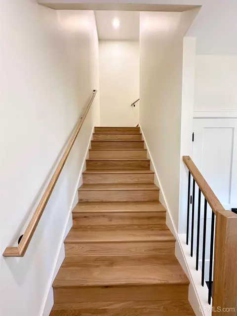 Entry Way - 606 County, Negaunee, MI 49866 photo 2 of 4