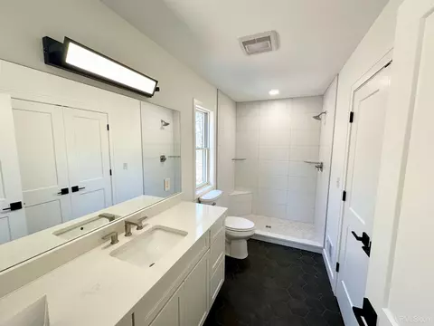 Bath - 606 County, Negaunee, MI 49866 photo 2 of 3