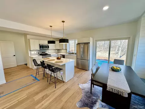 Kitchen - 606 County, Negaunee, MI 49866 photo 6 of 6