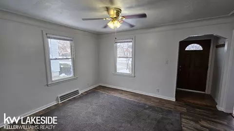 15714 Ash, Eastpointe, MI 48021 photo 10