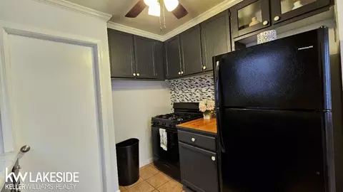15714 Ash, Eastpointe, MI 48021 photo 5