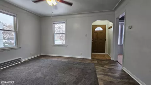 15714 Ash, Eastpointe, MI 48021 photo 9