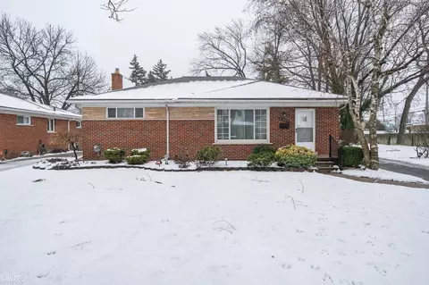 21524 Centennial, Saint Clair Shores, MI 48081