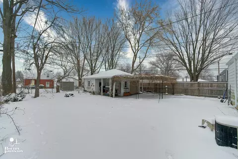 1041 E Robert, Hazel Park, MI 48030 photo 28