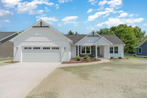 4521 E Lakecress, Saginaw, MI 48603