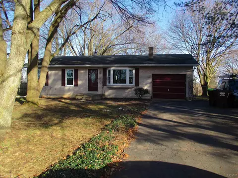 5319 Osburn Dr, Tecumseh, MI 49286