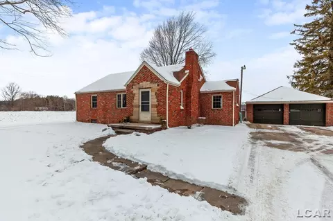 5300 W Rauch, Petersburg, MI 49270